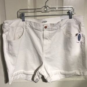NEW Old Navy Plus Size White Shorts